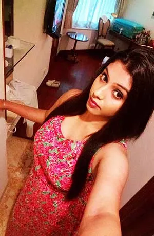 Russian model escort in Gurgaon available for private outcall booking